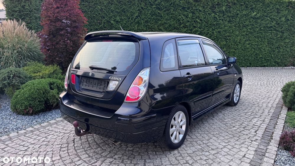 Suzuki Liana - 12