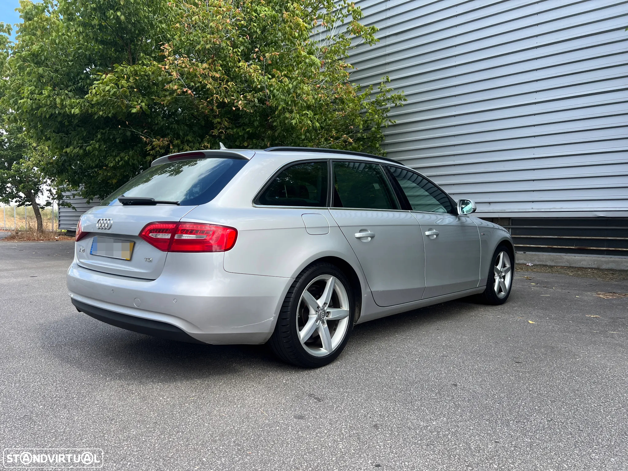 Audi A4 Avant 2.0 TDI S-line - 11