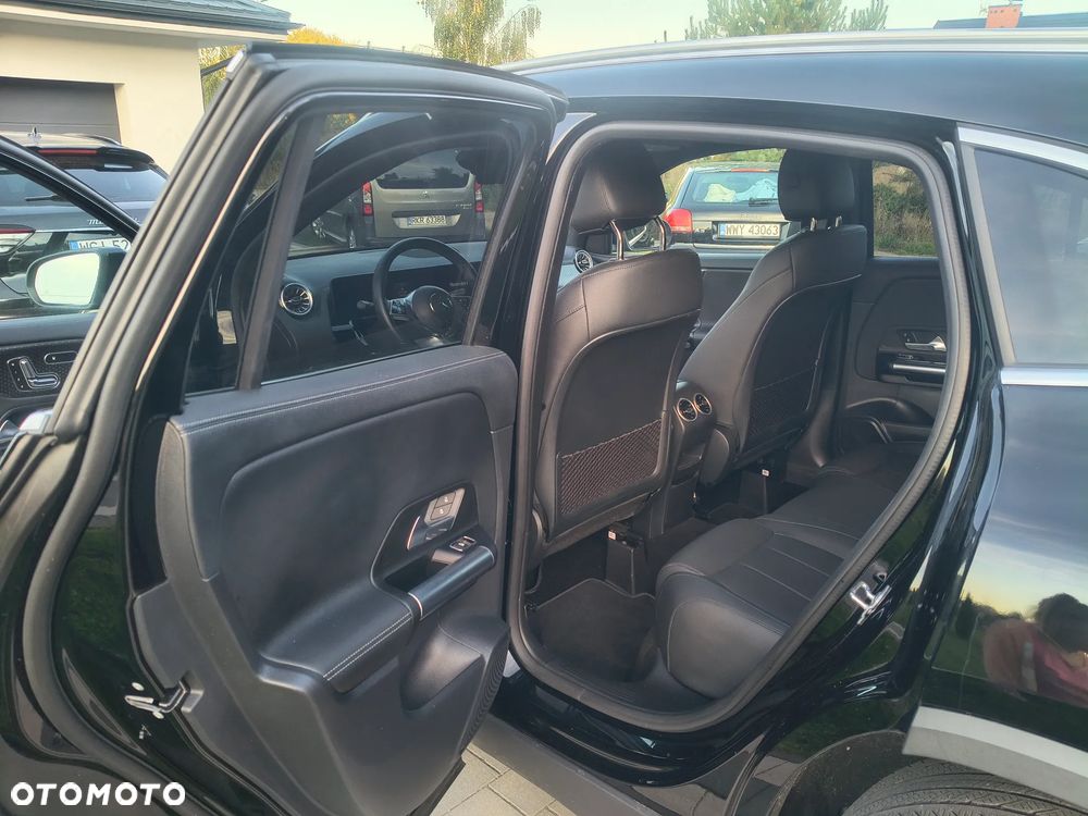 Mercedes-Benz GLA 250 8G-DCT Edition 1 - 14