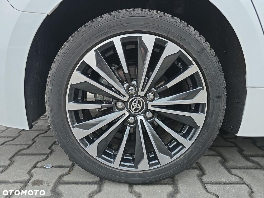 Toyota Corolla 1.8 Hybrid Style - 16