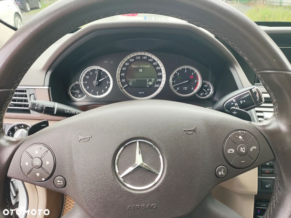 Mercedes-Benz Klasa E 350 CDI 4-Matic - 15