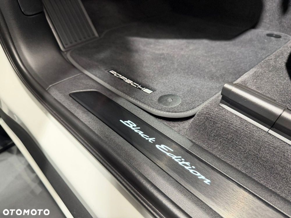 Porsche Cayenne Black Edition - 30