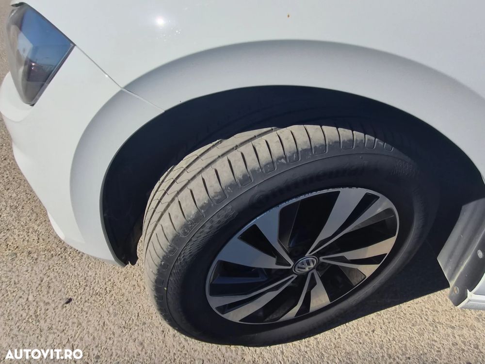 Volkswagen Polo - 22