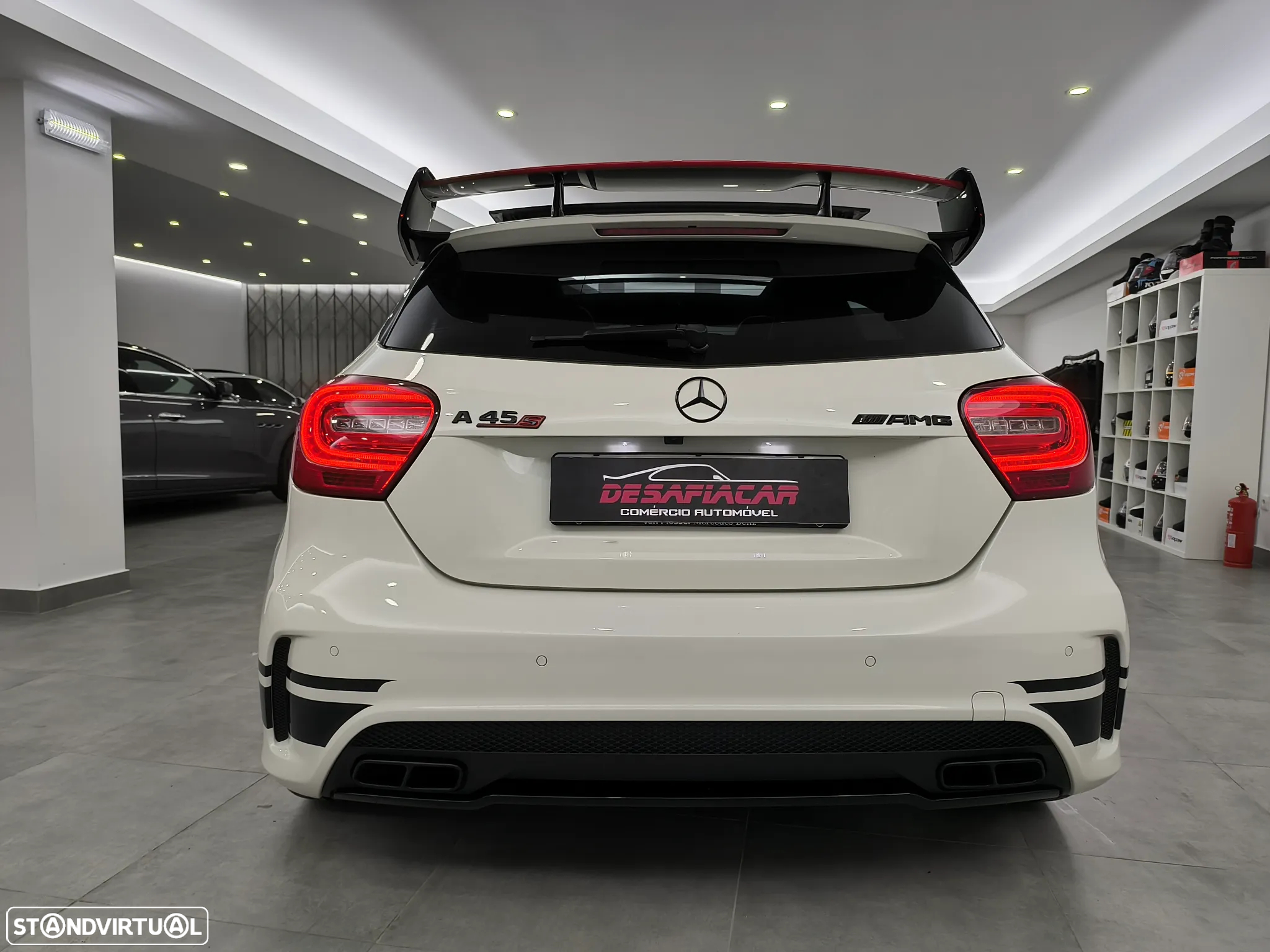 Mercedes-Benz A 45 AMG 4Matic Speedshift 7G-DCT - 16