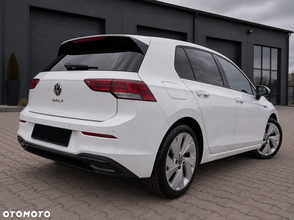 Volkswagen Golf 1.5 TSI EVO Style - 11