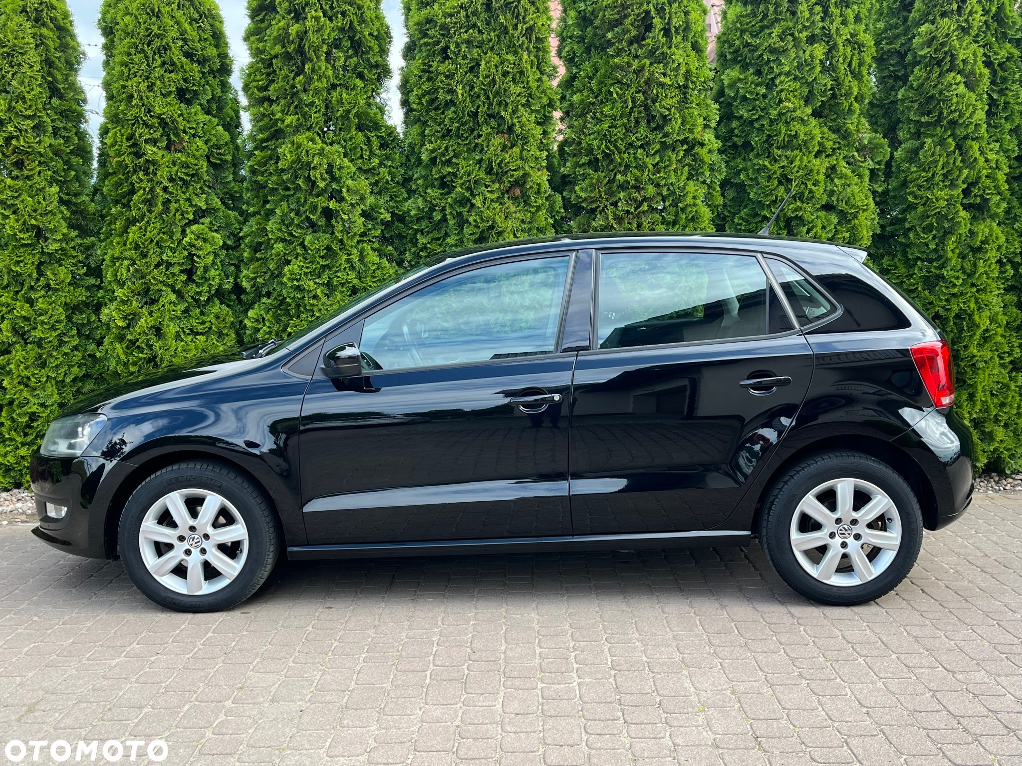 Volkswagen Polo 1.2 TSI Blue Motion Technology Comfortline - 8