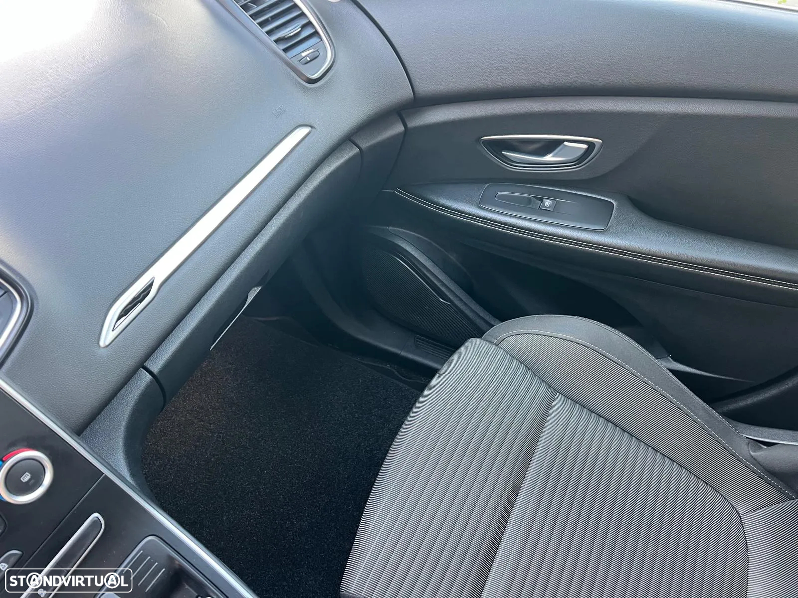 Renault Grand Scénic 1.5 dCi Expression SS - 12