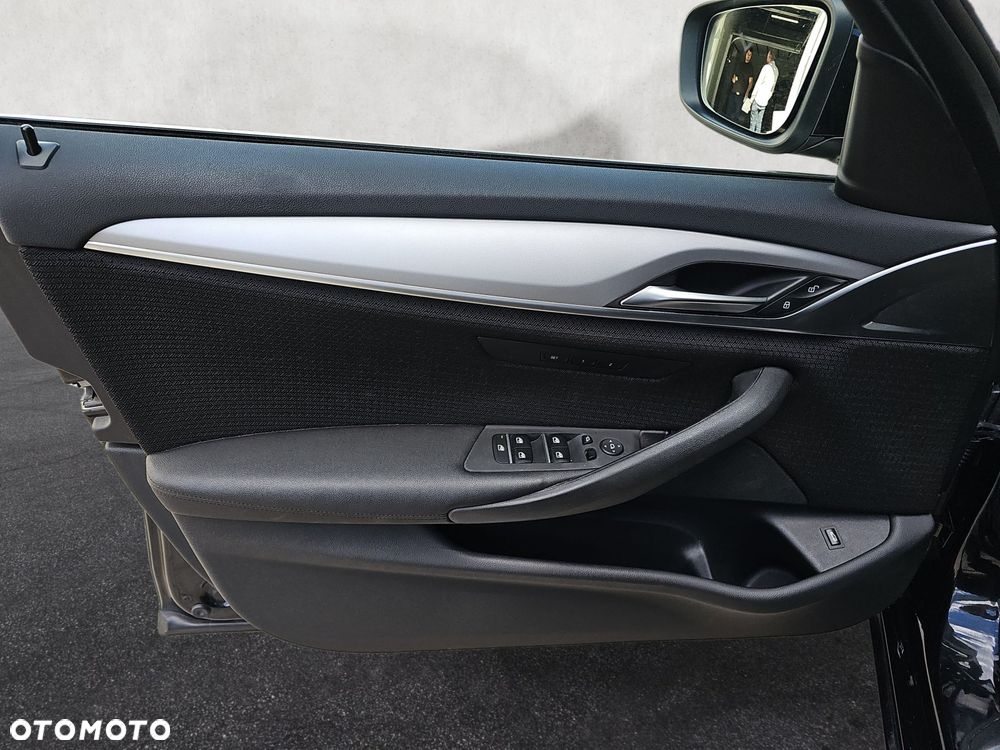 BMW Seria 5 - 17
