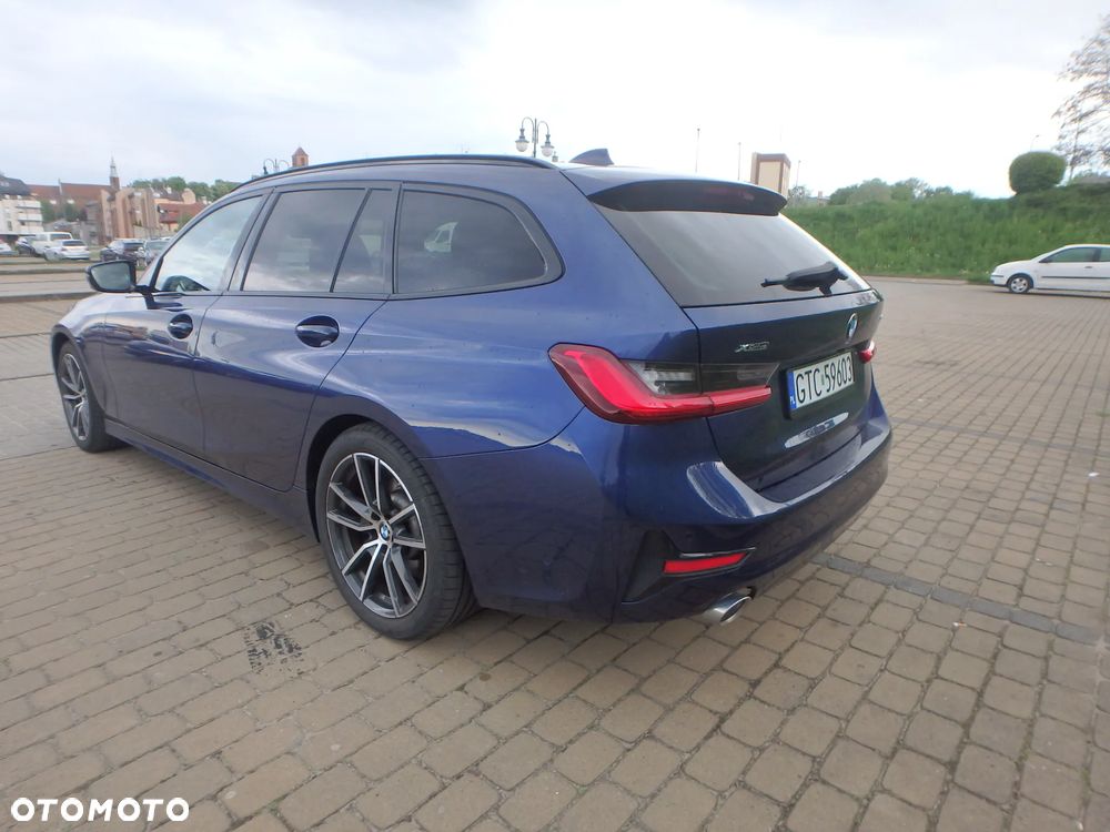 BMW Seria 3 330d xDrive M Sport - 7