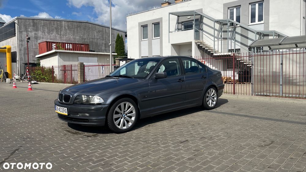 BMW Seria 3 320d - 4