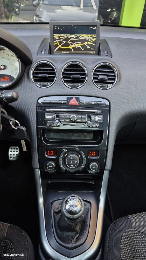 Peugeot 308 SW 1.6 e-HDi Sportium CVM6 - 8