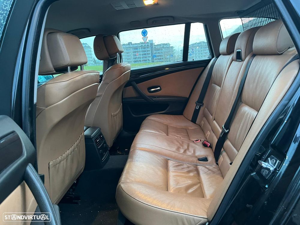 BMW 520 d Executive - 16