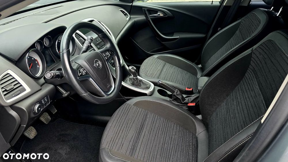 Opel Astra 1.4 Turbo ecoFLEX Start/Stop Innovation - 11