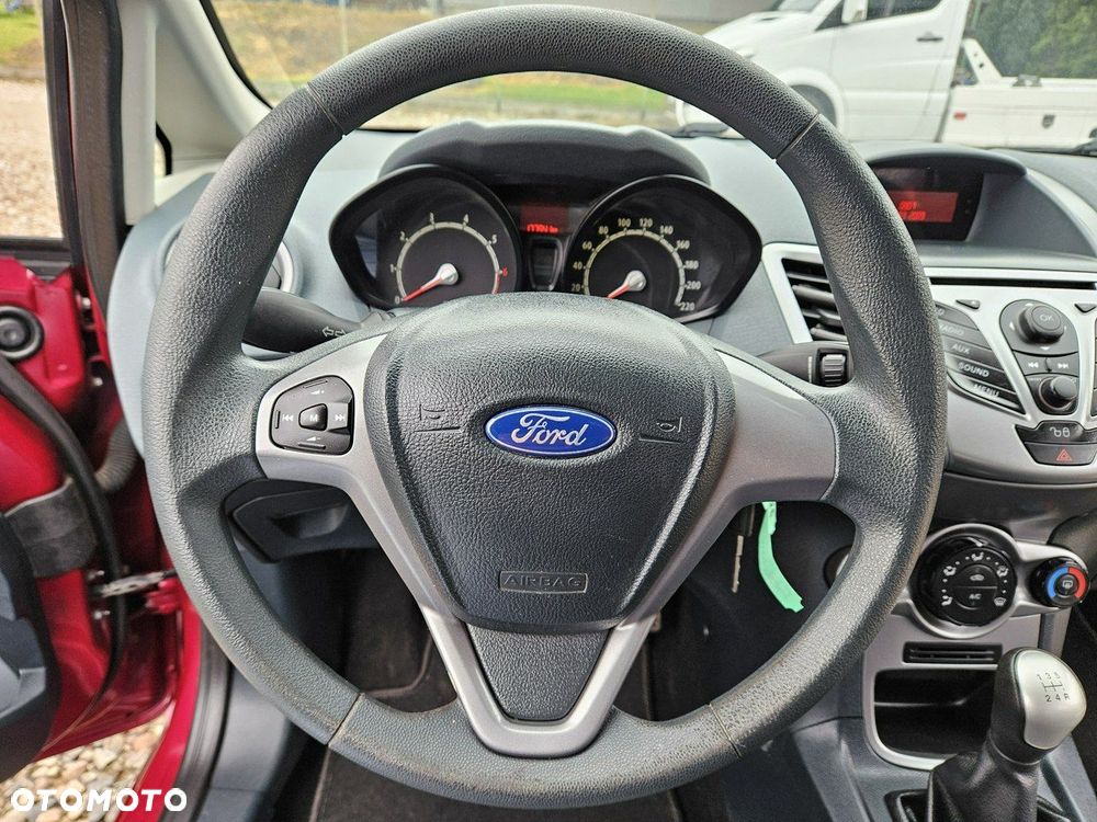 Ford Fiesta - 14