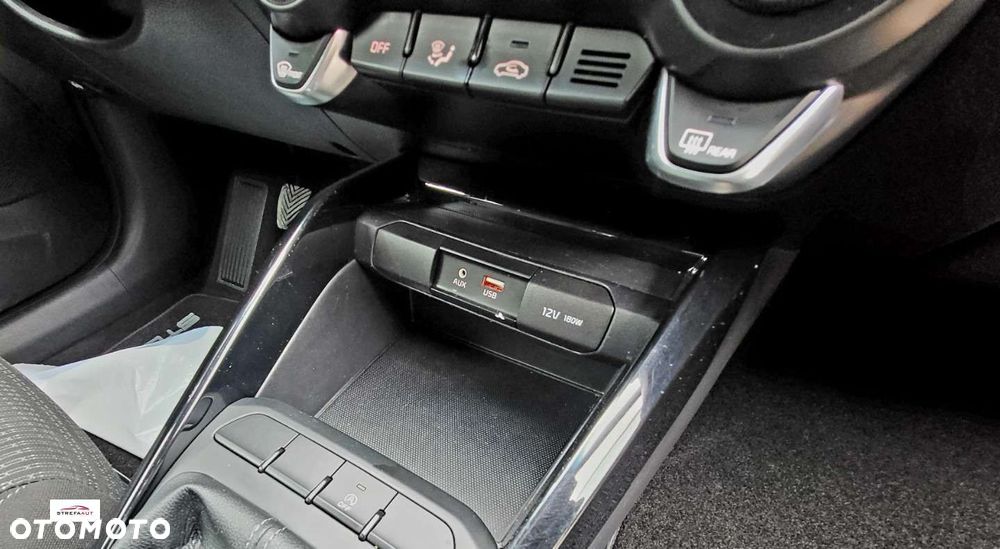 Kia Stonic - 26