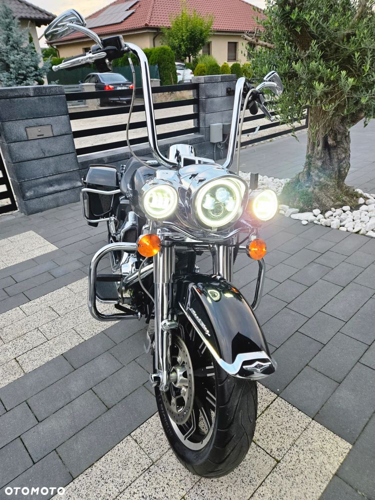 Harley-Davidson Touring Road King - 31