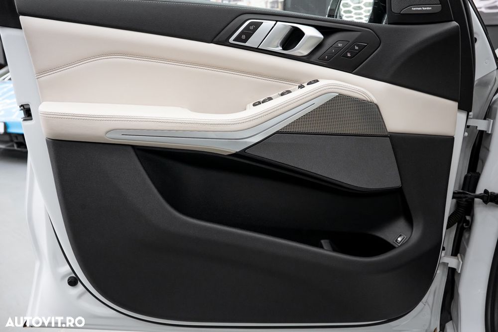 BMW X5 xDrive45e AT PHEV - 38