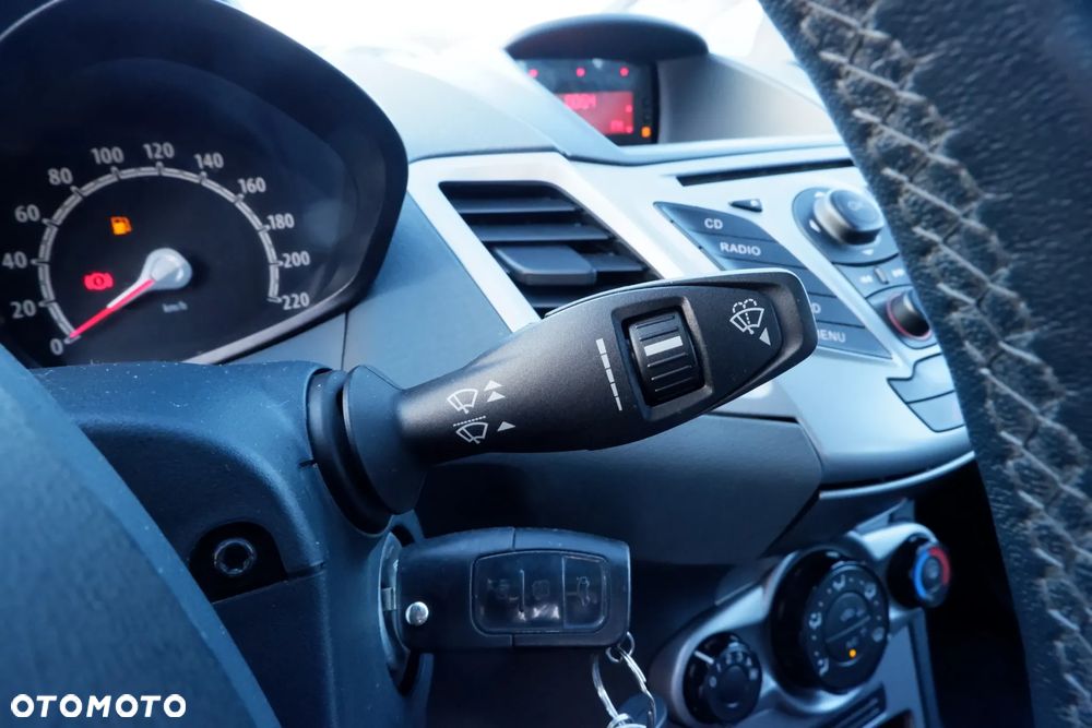 Ford Fiesta 1.4 Trend EU5 - 20