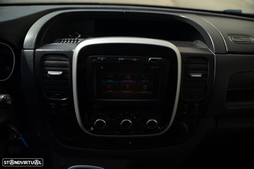 Renault Trafic 2.0 Dci - 18