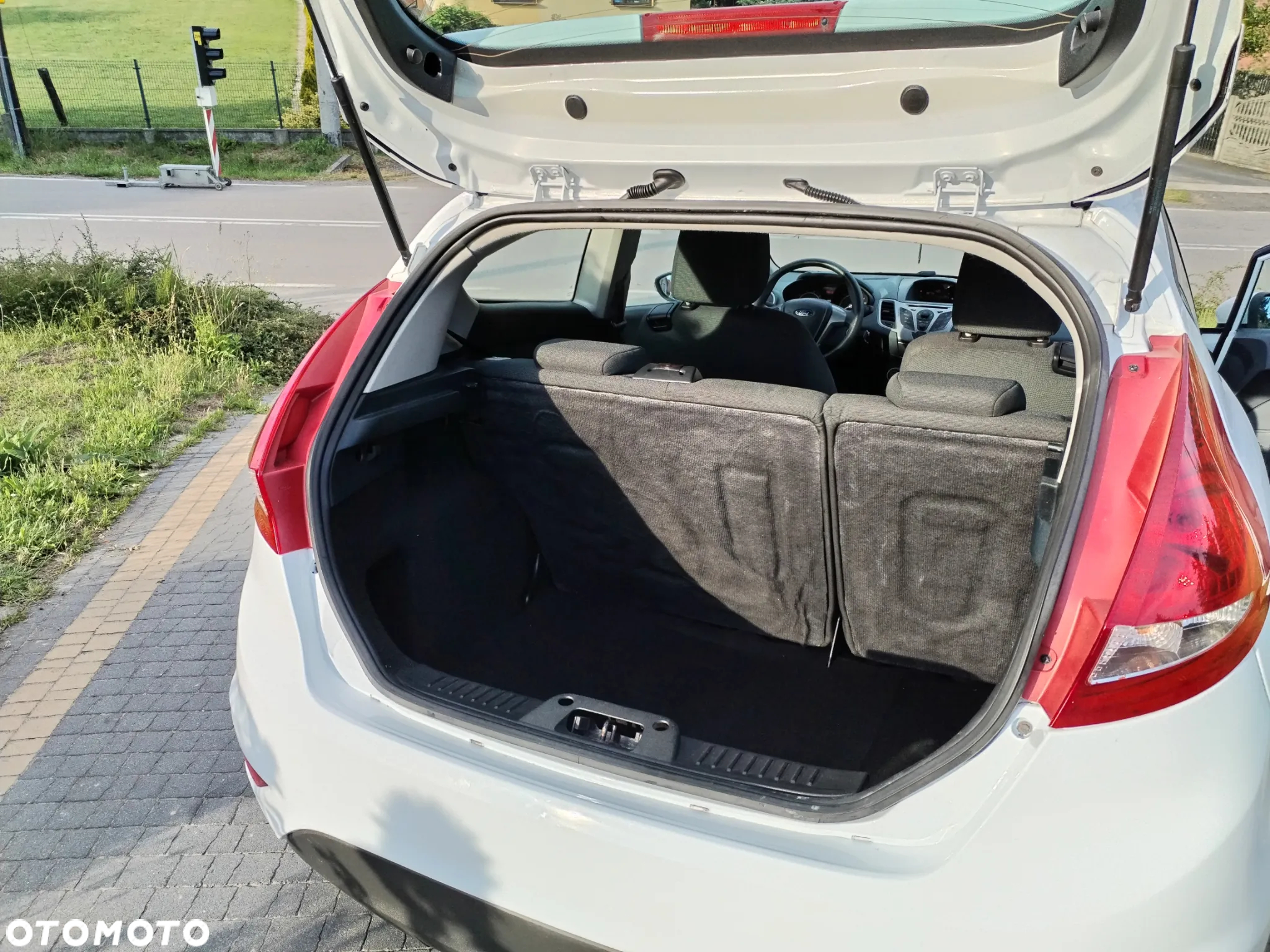 Ford Fiesta - 10