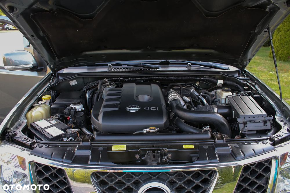 Nissan Pathfinder 2.5 dCi Platinum - 40