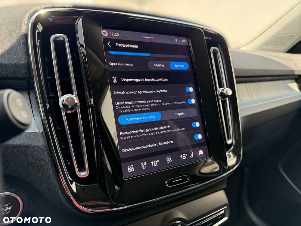 Volvo XC 40 - 21