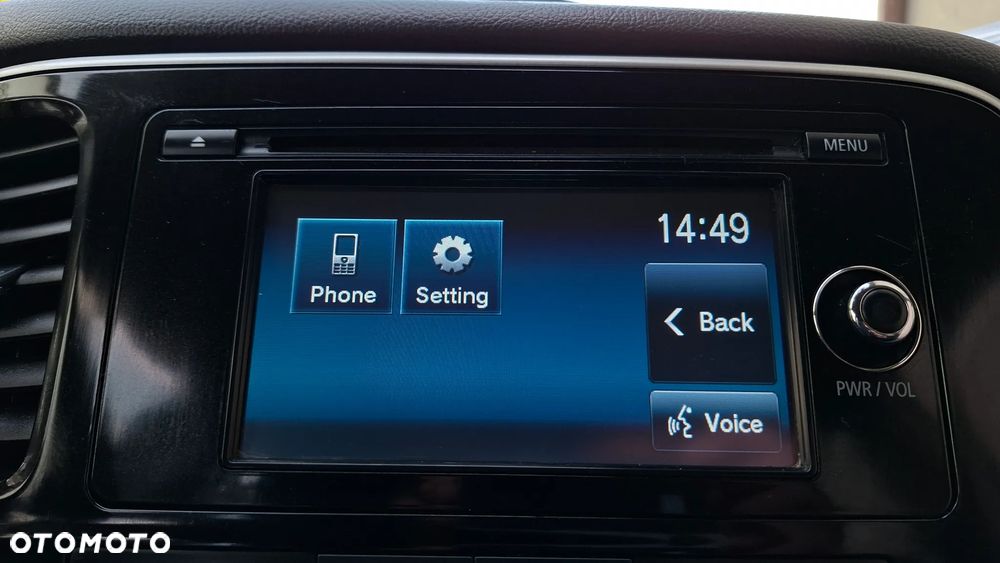 Mitsubishi Outlander 2.0 2WD Inform - 32