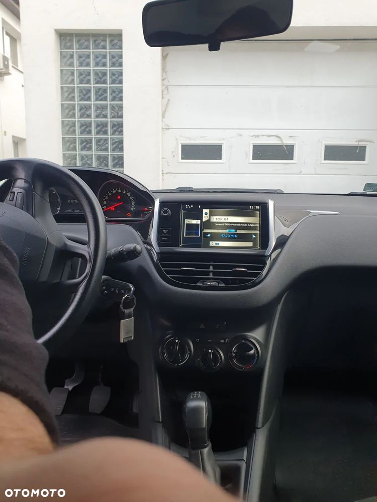 Peugeot 208 1.6 e-HDi Active STT - 5