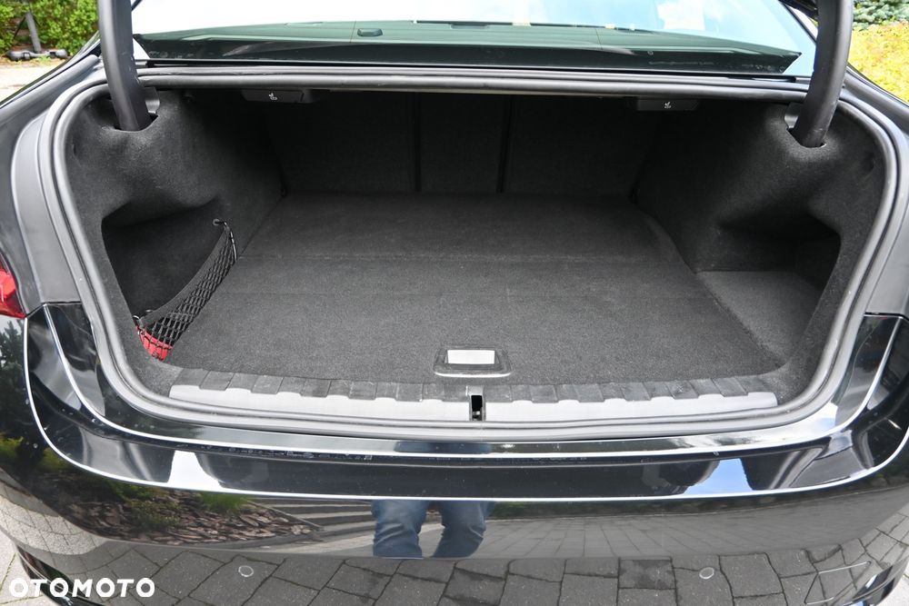 BMW Seria 3 320e Sport Line - 35