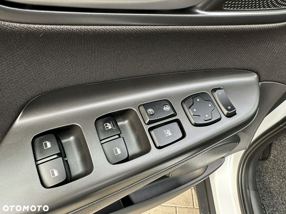 Hyundai Kona 1.6 T-GDI Comfort DCT - 25