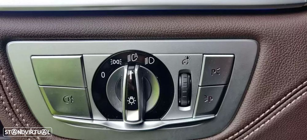 BMW 745 e iPerformance Pack M Auto - 37