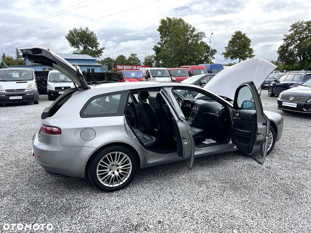 Alfa Romeo 159 1.9JTDM Distinctive - 17
