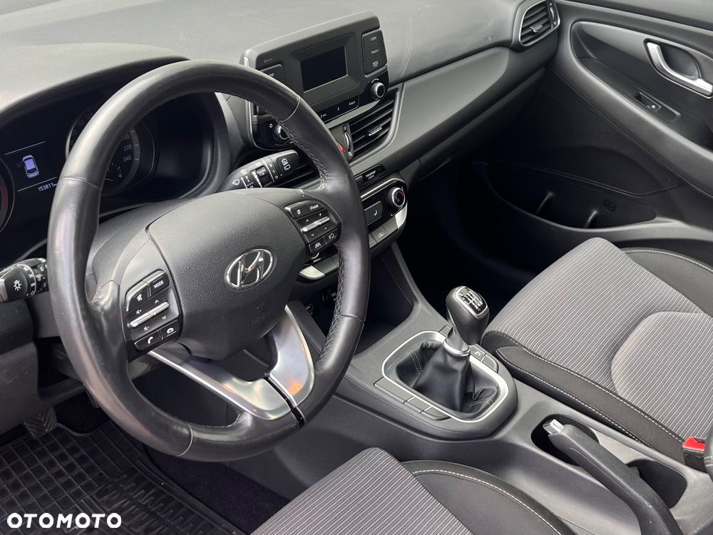 Hyundai i30 1.5 DPI Comfort - 13