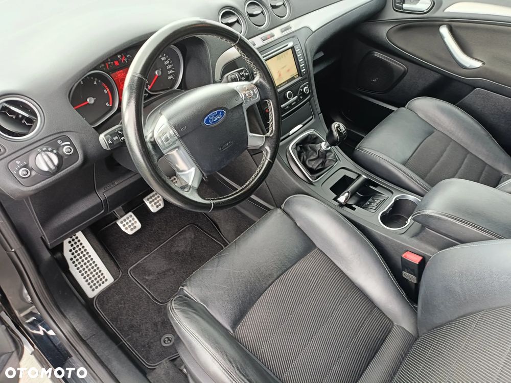 Ford S-Max 2.0 TDCi DPF Titanium - 14