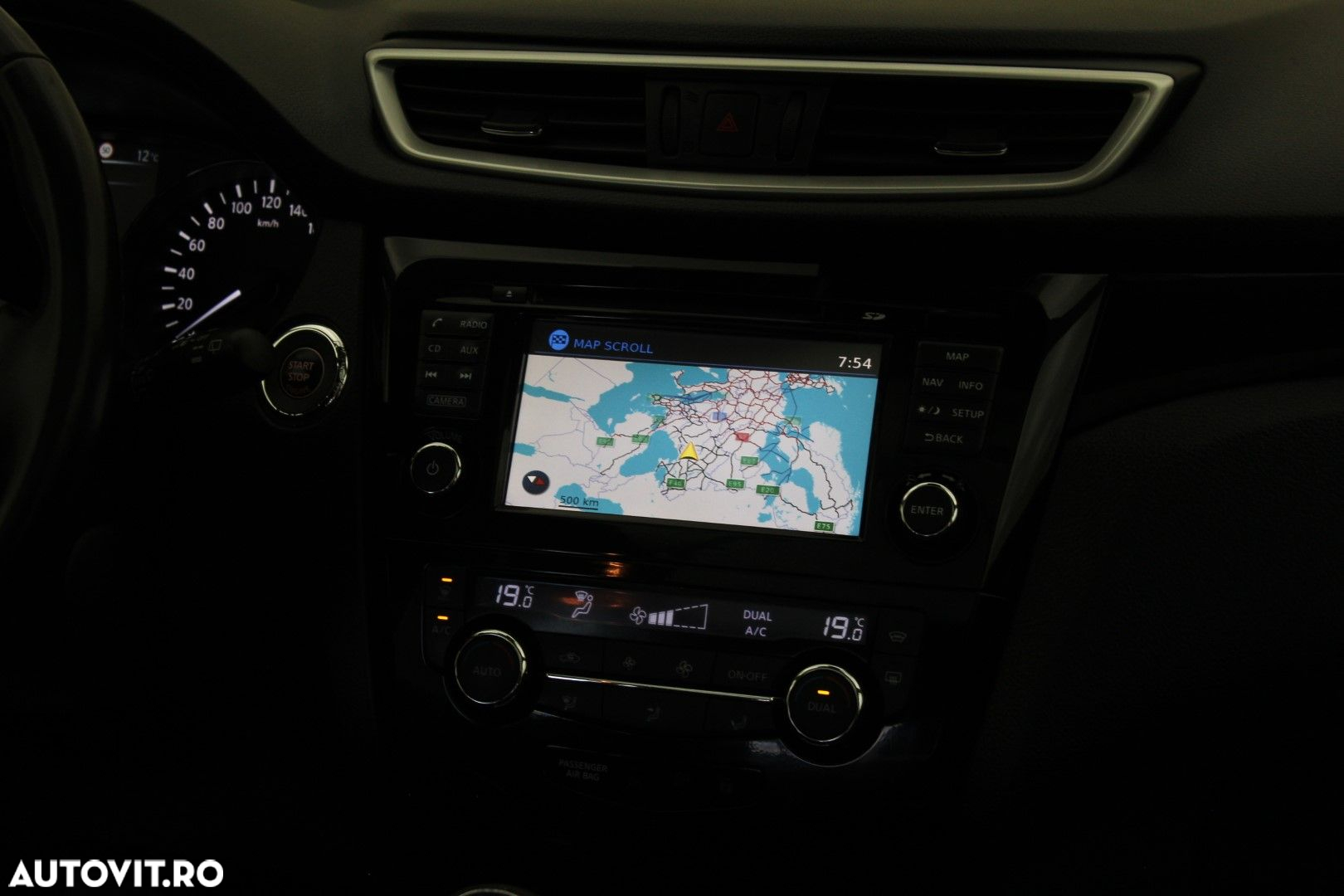 Nissan Qashqai - 15