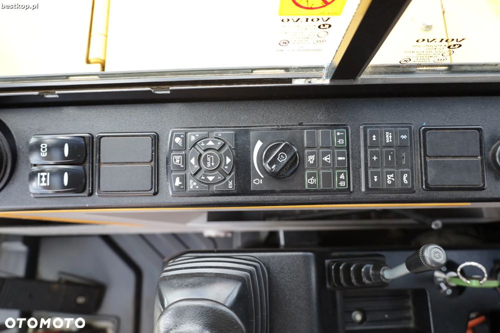 Volvo EW60E - 31