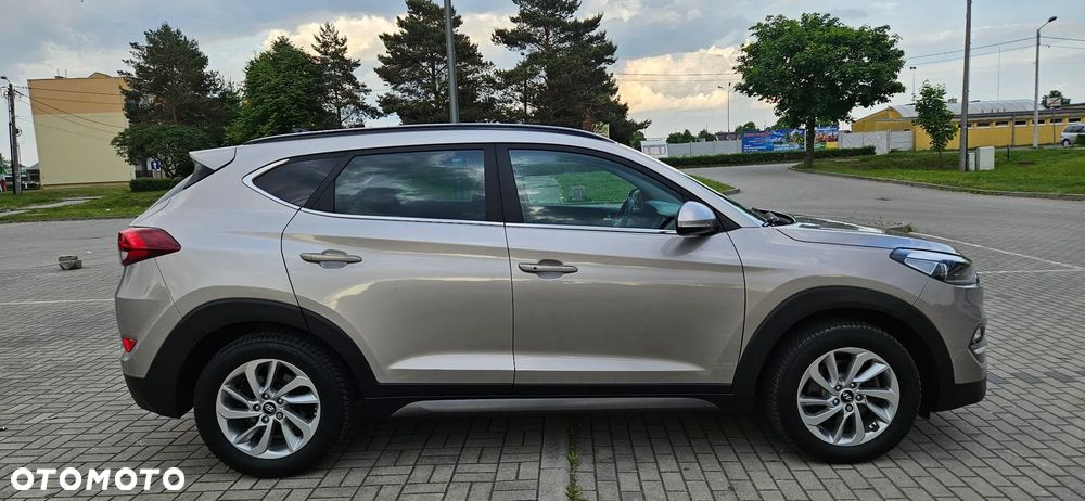 Hyundai Tucson blue 1.7 CRDi 2WD Advantage - 21