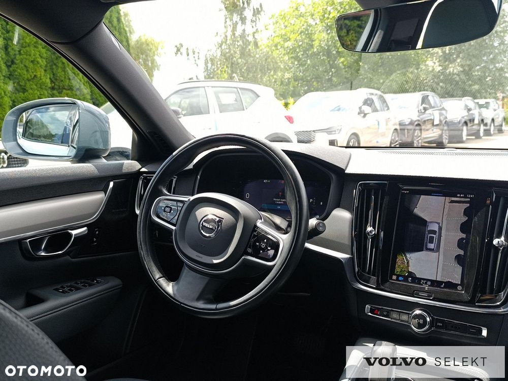 Volvo V90 Cross Country - 12