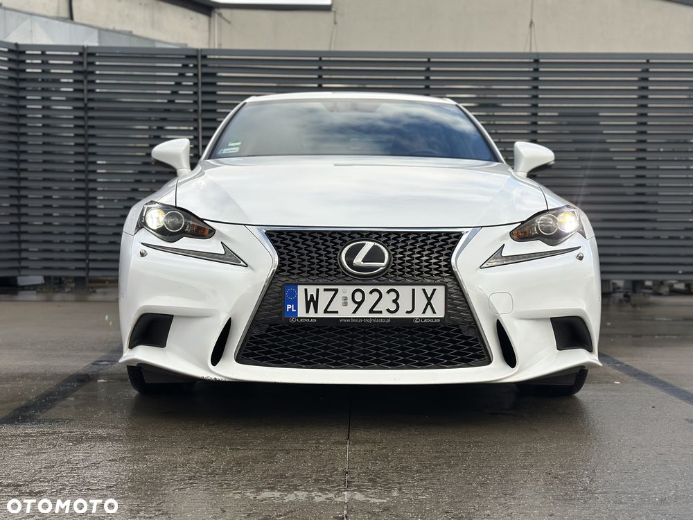 Lexus IS 250 F Sport - 2