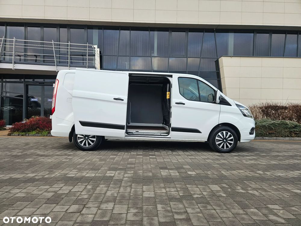 Ford Transit Custom - 10