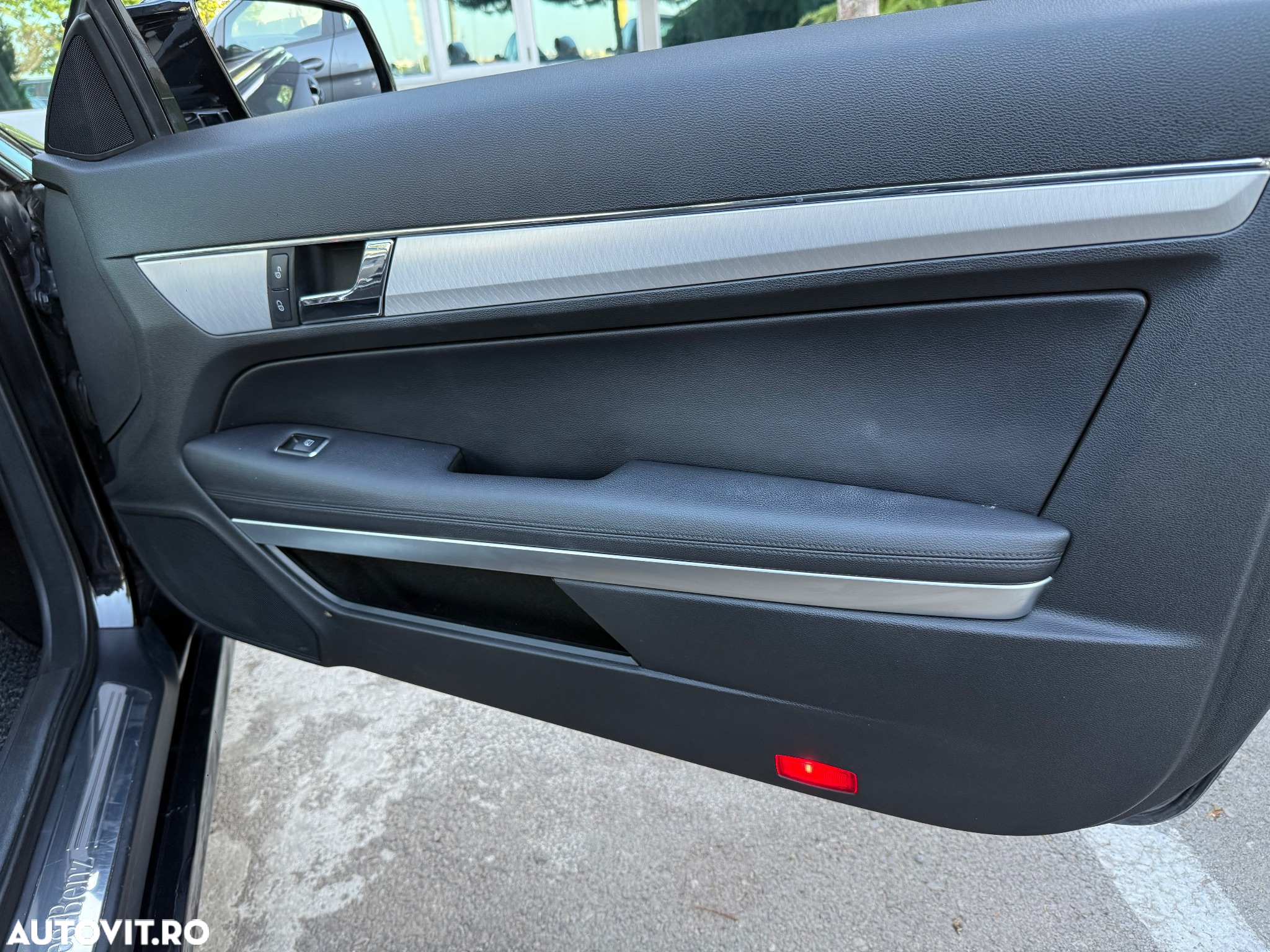 Mercedes-Benz E 220 CDI Coupe 7G-TRONIC - 29