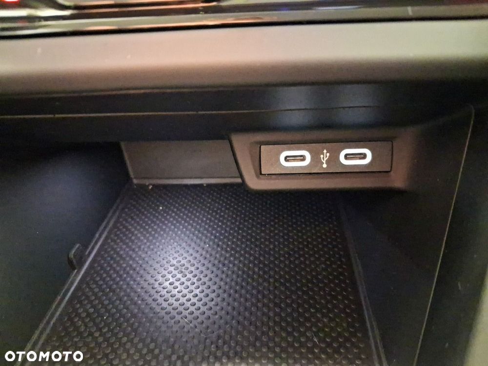 Volkswagen Taigo - 32
