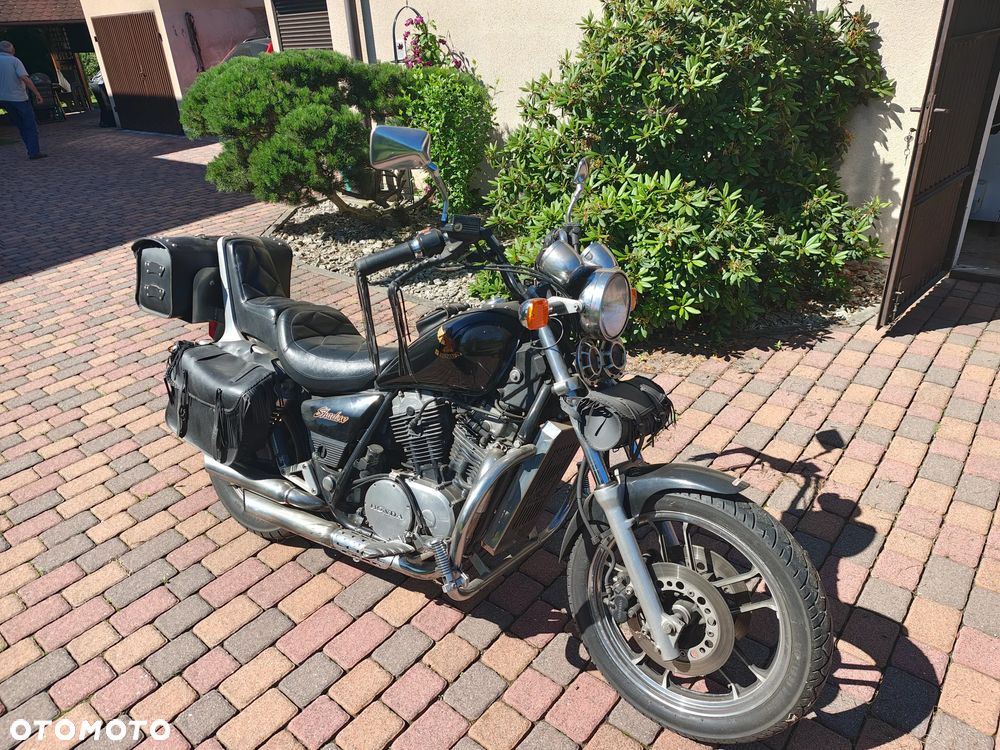 Honda VT - 1