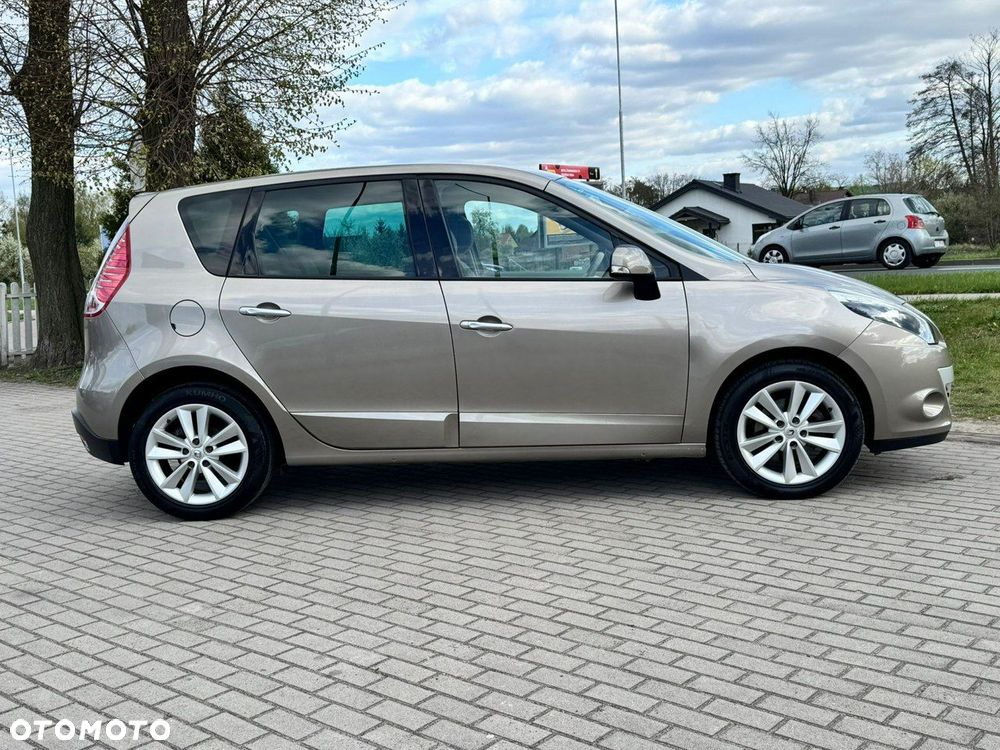 Renault Scenic - 10