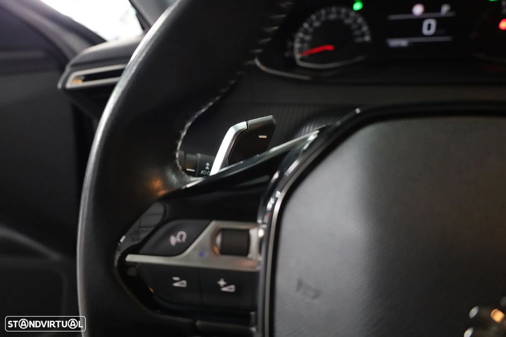 Peugeot 2008 PureTech 130 EAT8 Active Pack - 9