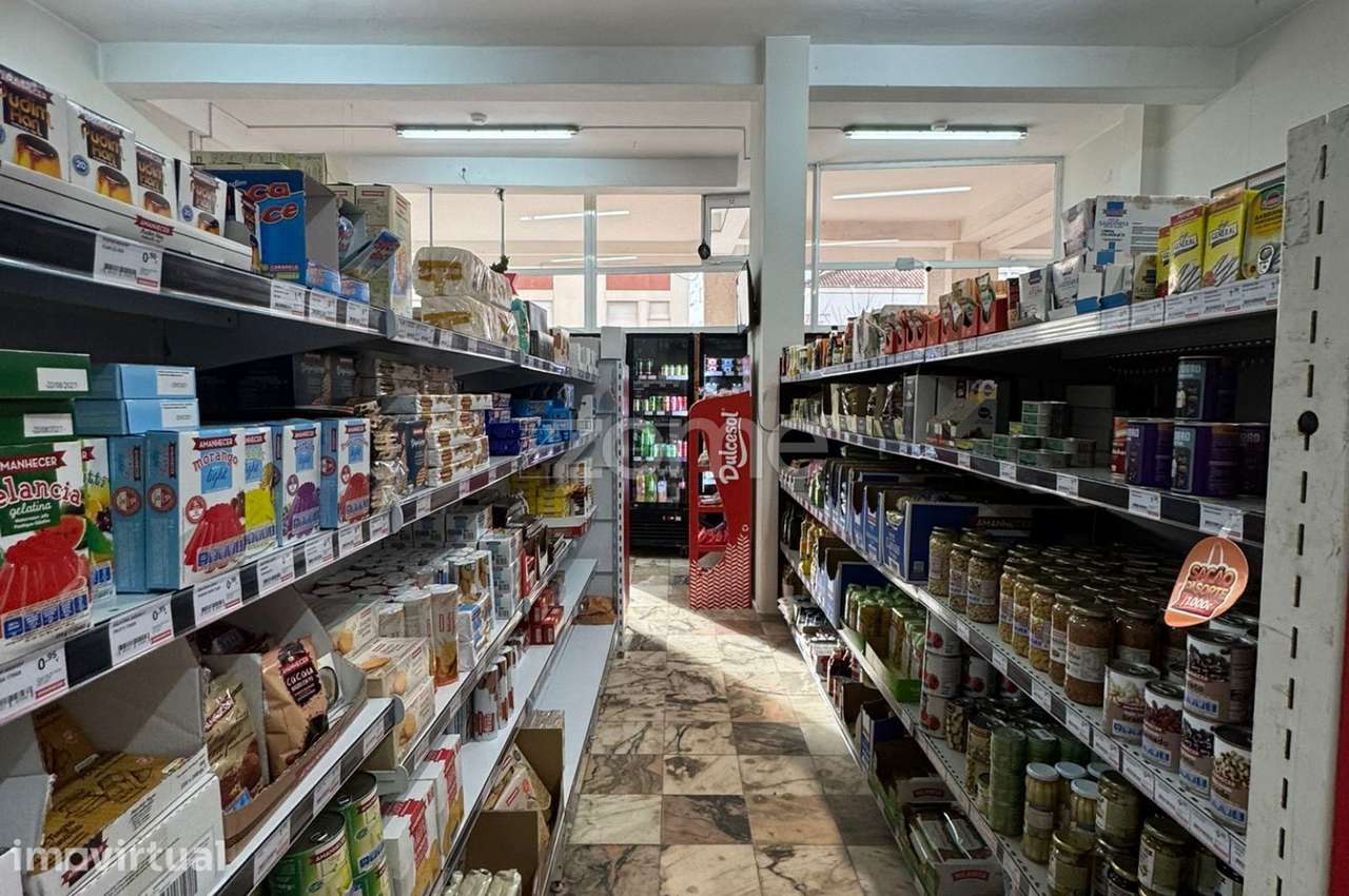 Trespasse Supermercado em Torres Vedras - pronto a trabalhar - Grande imagem: 4/15