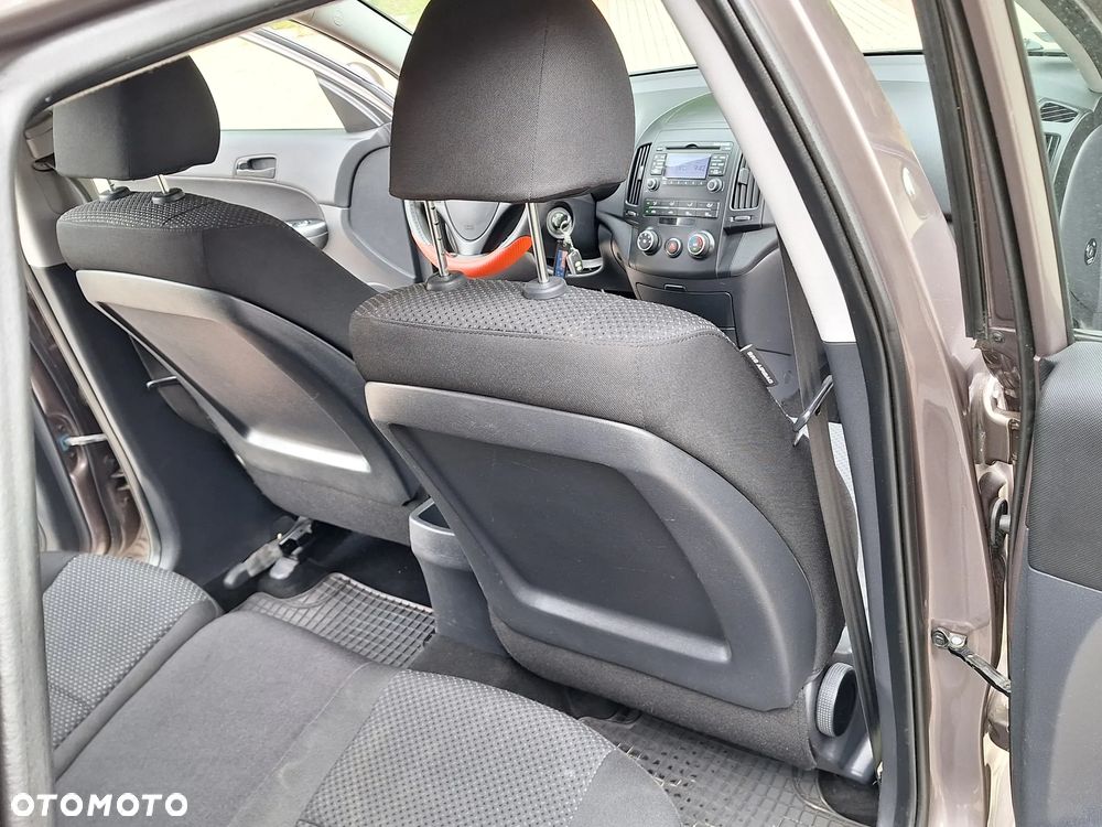 Hyundai i30 1.4 Edition Plus - 24