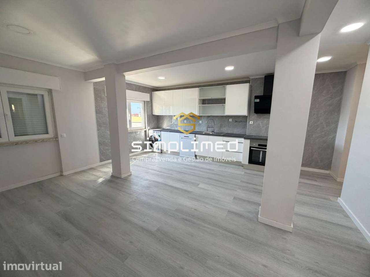 Excelente apartamento T2 situado em Setúbal - Grande imagem: 3/20