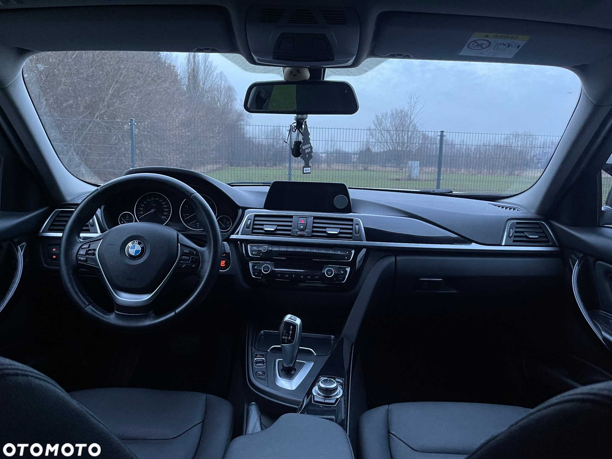 BMW Seria 3 316d - 9