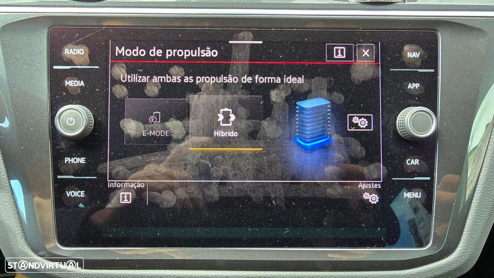 VW Tiguan 1.4 TSI eHybrid R-Line DSG - 32